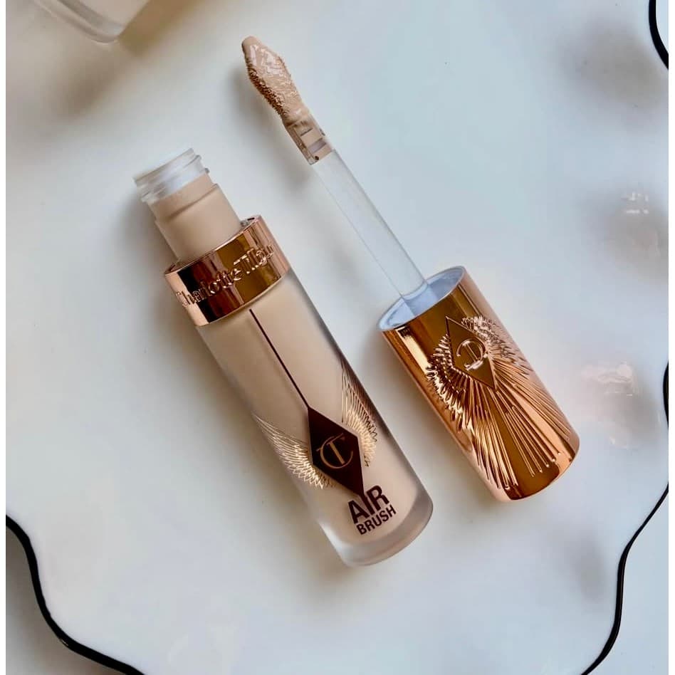 26 Novos Produtos!Charlotte Tilbury Charlotte Tilbury CT Corretivo de foco suave líquido de alto brilho fosco duradouro