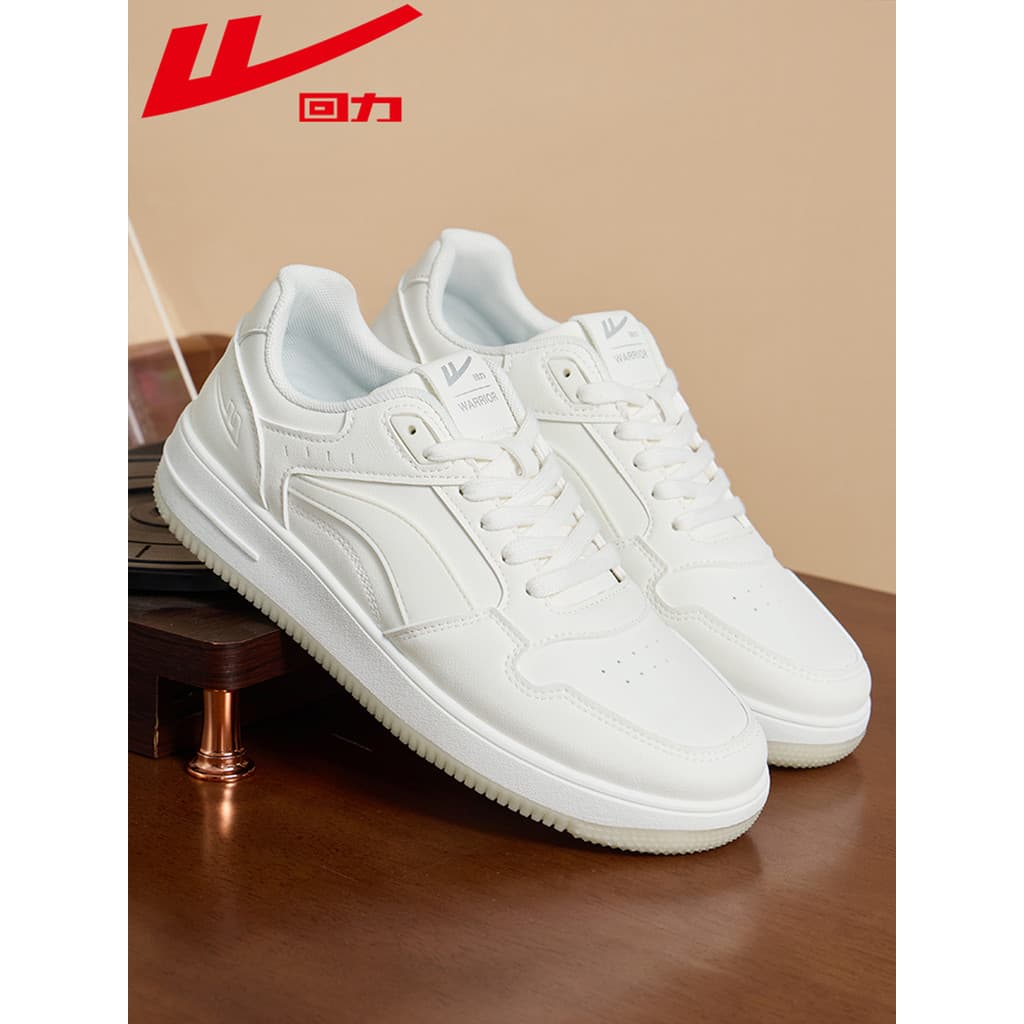 Puxar para trás sapatos masculinos tênis brancos 2025 outono novo estilo sapatos brancos All-Match sapatos casuais tênis