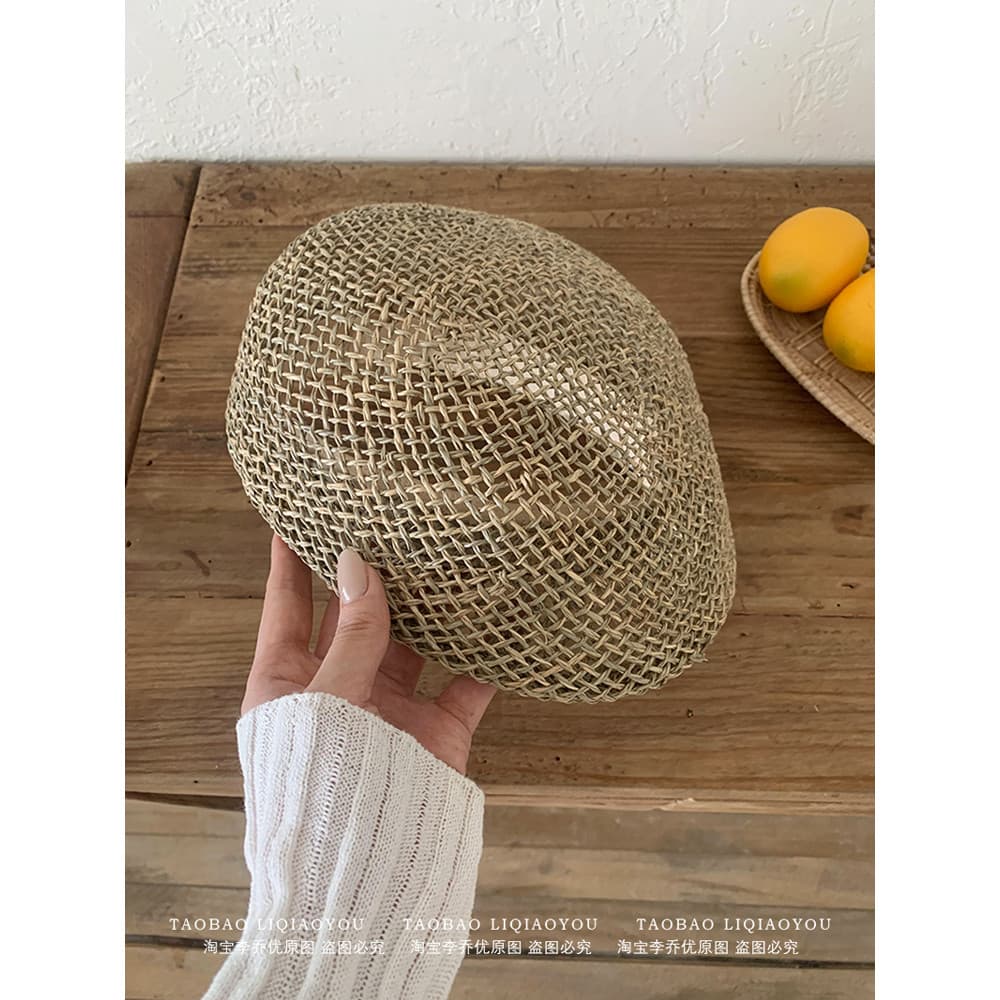 Li Qiaoyou Natural Seagrass Mão-tecido Oco Respirável Boina Feminina Primavera Verão Britânico Retro Sombrinha Boné Repi