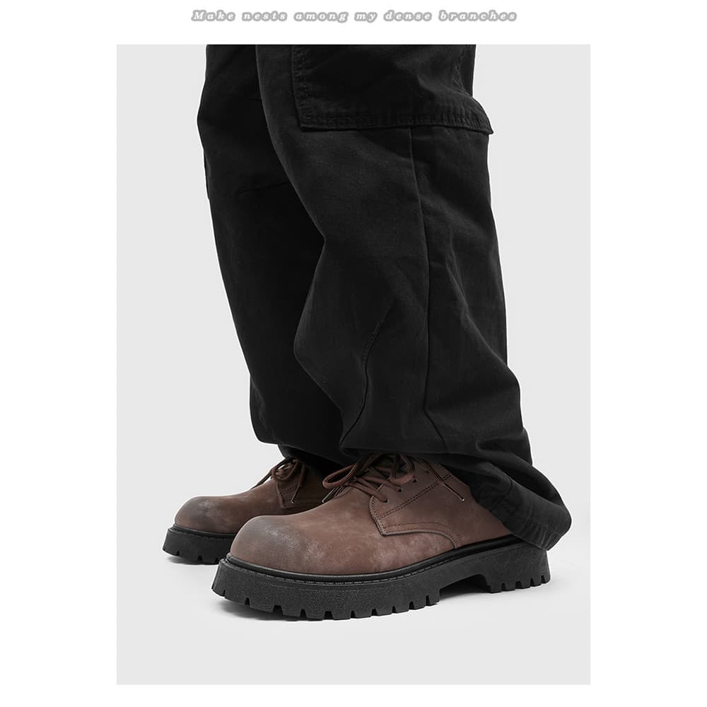 Botas curtas Martin estilo britânico, sapatos internos invisíveis com aumento de altura, botas masculinas de couro com f
