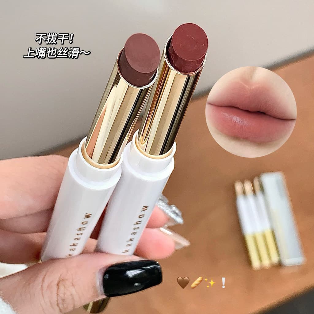 Delineador labial tubo branco batom corporal sem secagem boca superior renderização de cor sedosa hidratante de longa du