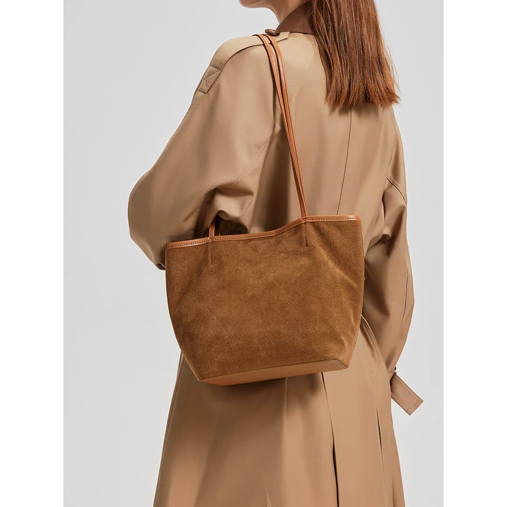 2026 bolsa Tote de couro fosco bolsa feminina 2025 novo estilo bolsa mensageiro de um ombro grande capacidade portátil a