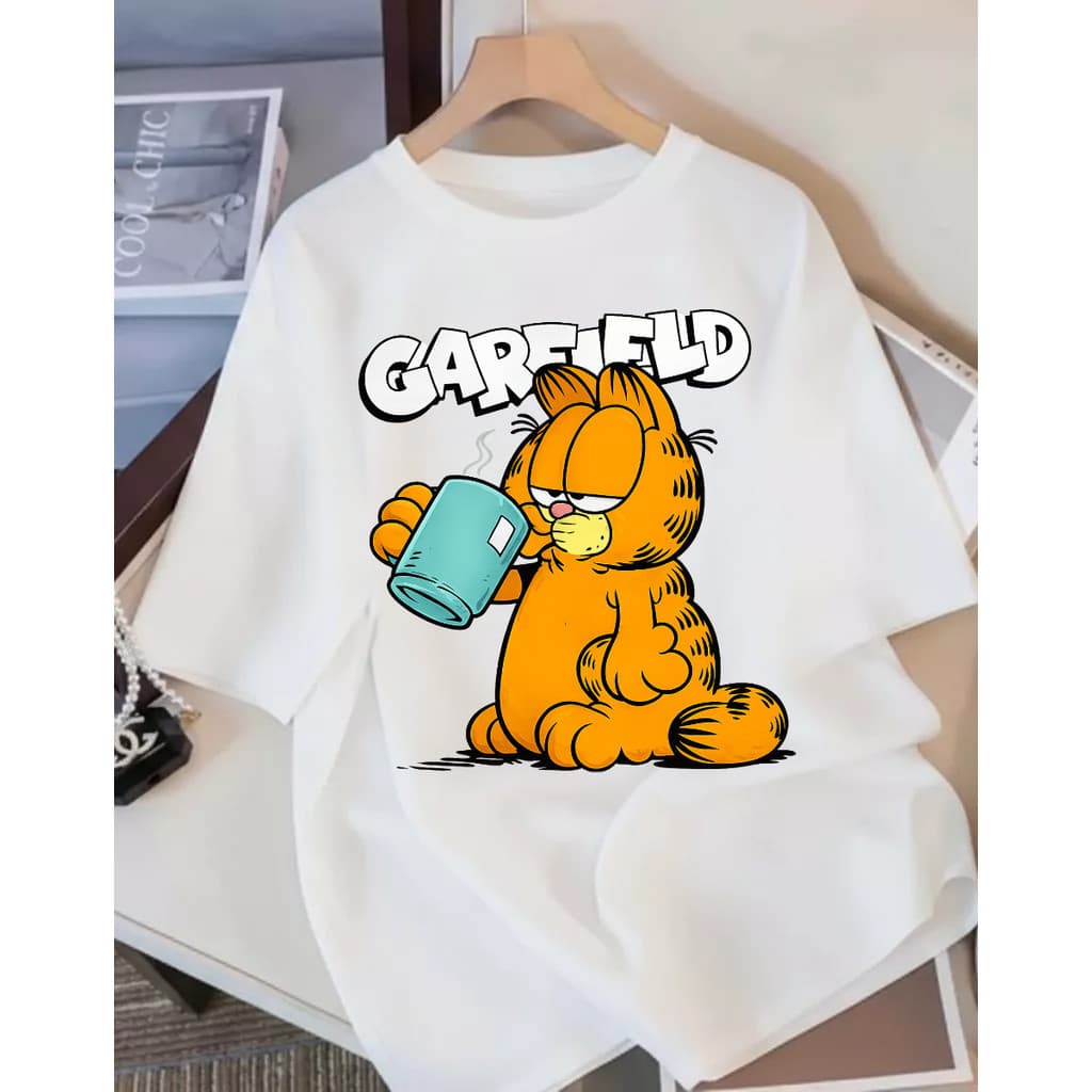 Camisa Garfield Gato Preguiçoso Tomando Café Estilo Retrô Streetwear