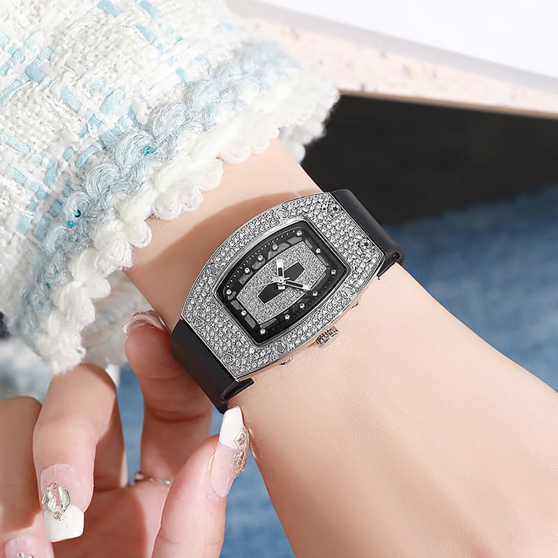 Relógio Feminino com Pulseira de Quartzo Incrustada em Forma de Barril de Vinho, Tendência de Moda, Silicone Elegante