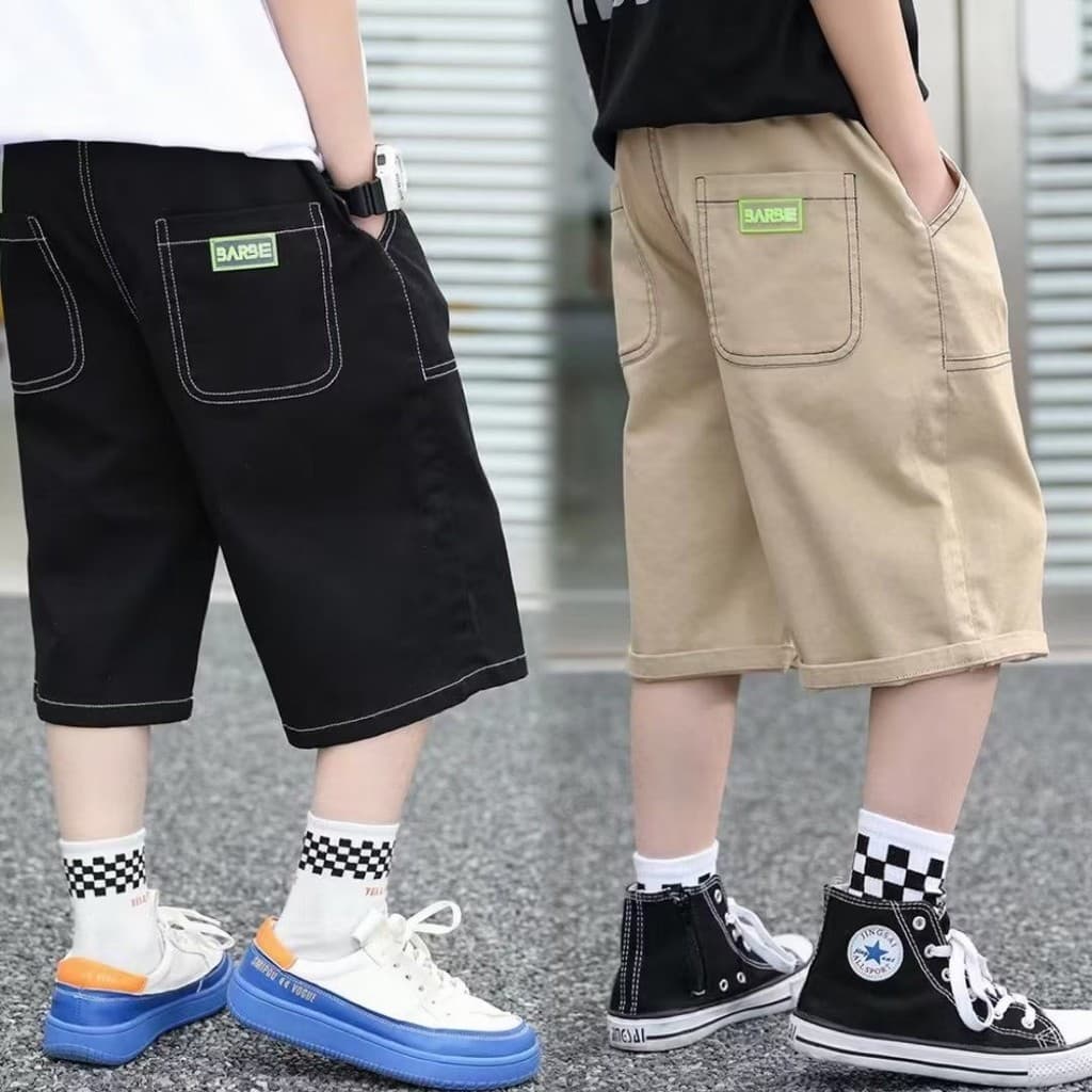 Meninos macacão Shorts verão 2023 novo estilo médio grande crianças versão coreana bonito calças de cinco pontos Casual