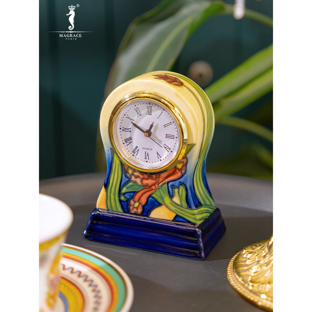 Ma Ruishi alto valor cerâmica flor linguagem pequeno relógio de mesa casa criativa quarto sala estar Desktop Retro decor