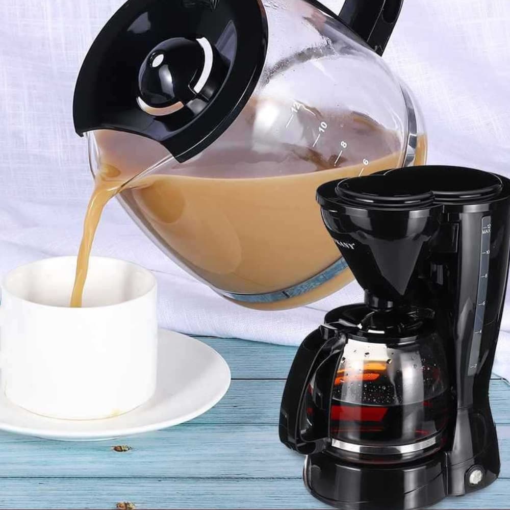Cafeteira 800W Elétrica com Filtro Reutilizável Jarra de Vidro 1,5L até 12 Xícaras + Colher Medidora