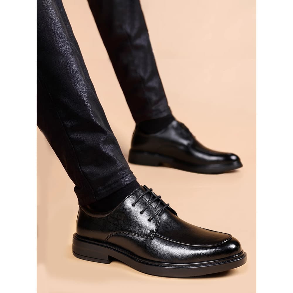 Aumentando sapatos de couro masculino primavera respirável versão coreana negócios Formal Wear britânico Casual Commuter