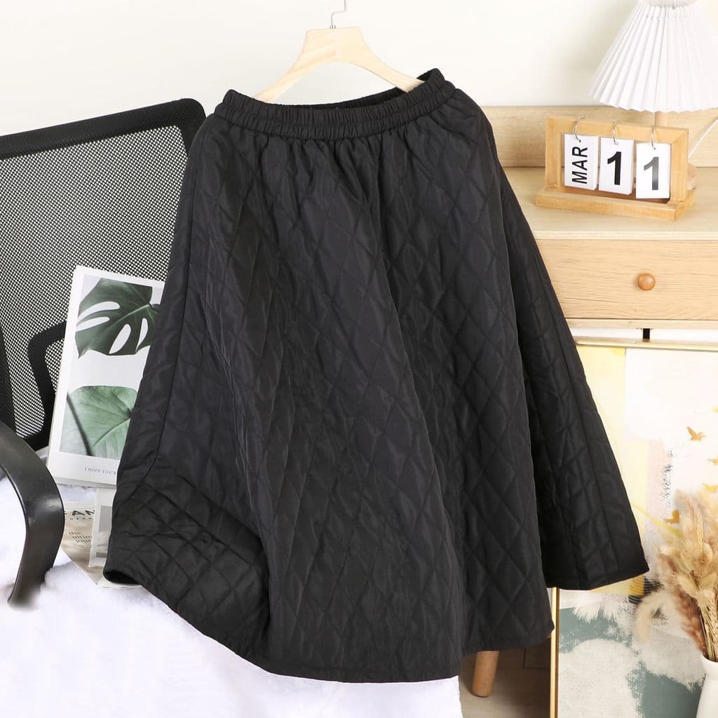 Saia de bainha grande Pettiskirt saia acolchoada de três camadas diamante A linha guarda-chuva saia meia de in