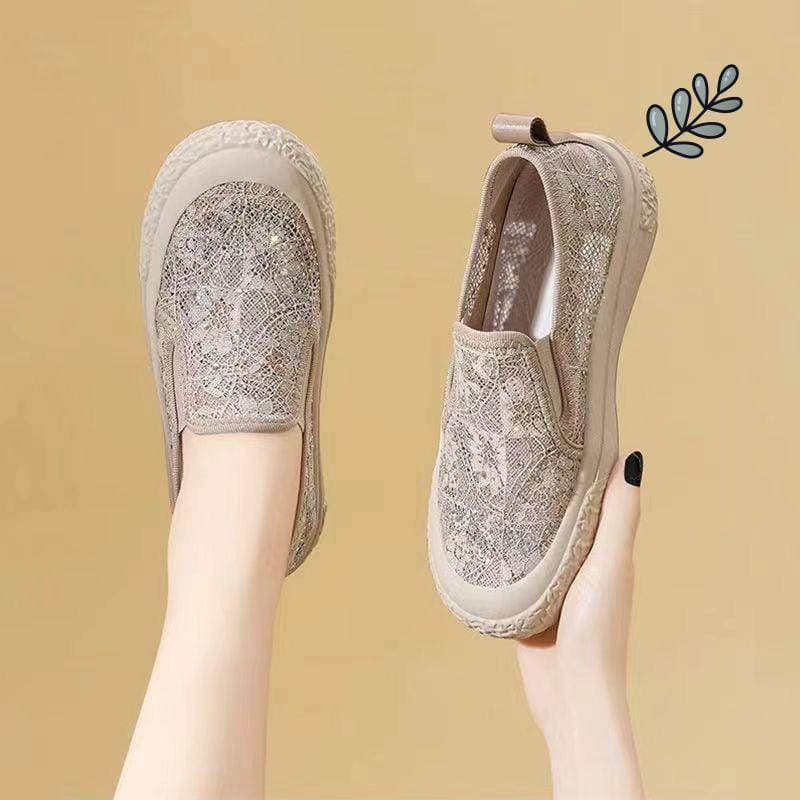 Sapatos de balde de renda femininos verão 2025 novo estilo malha sola macia respirável deslizamento em sapatos preguiços