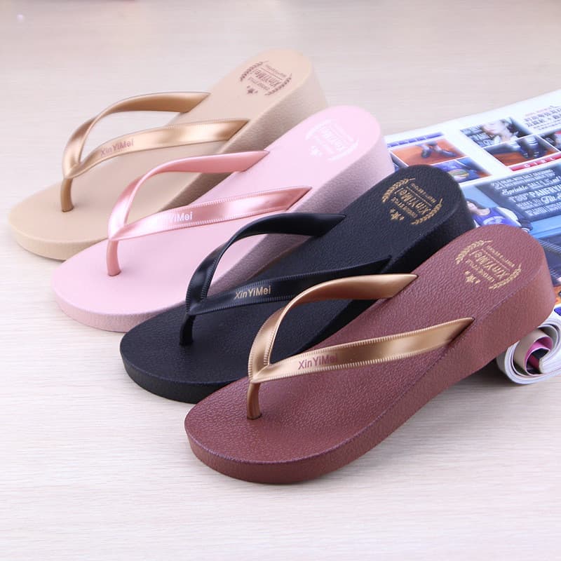 2026 verão novo estilo estilo Preppy senhoras moda Casual chinelos de salto médio Flip-flops sapatos de praia exterior W