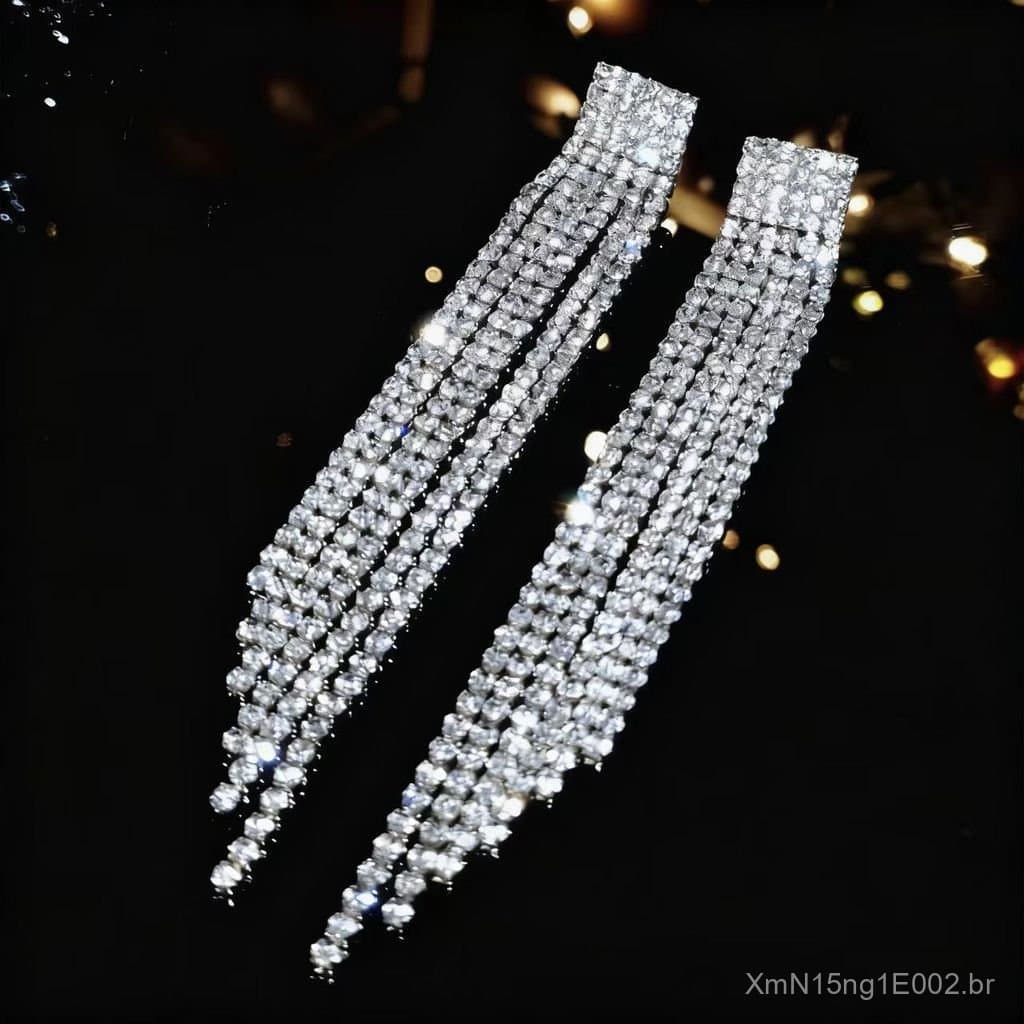 Brincos femininos com pingente de diamantes brincos longos de tacha joias modernas de luxo com detalhes em prata