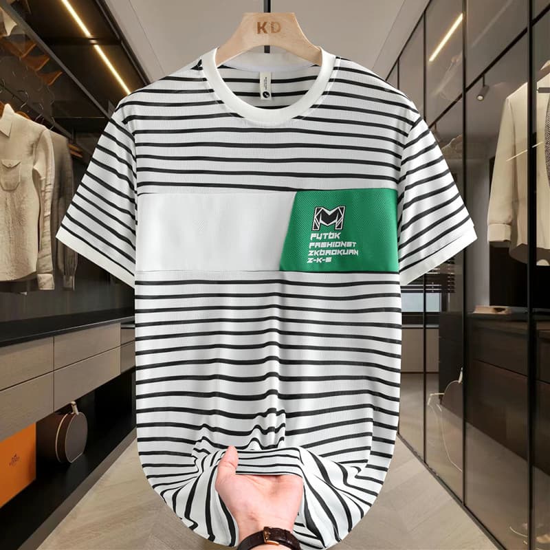 Camiseta masculina de manga curta de seda gelo verão 2025 novo estilo legal camiseta na moda All-Match masculino meio-