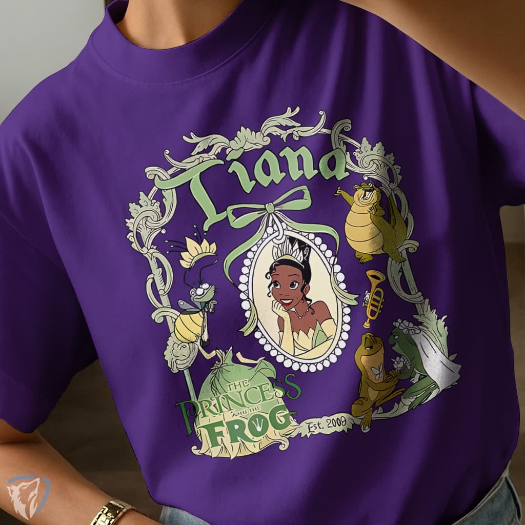 Camiseta Estampa Tiana | A Princesa e o Sapo Arte Criativa Vintage Tiana com Moldura Decorada Premium