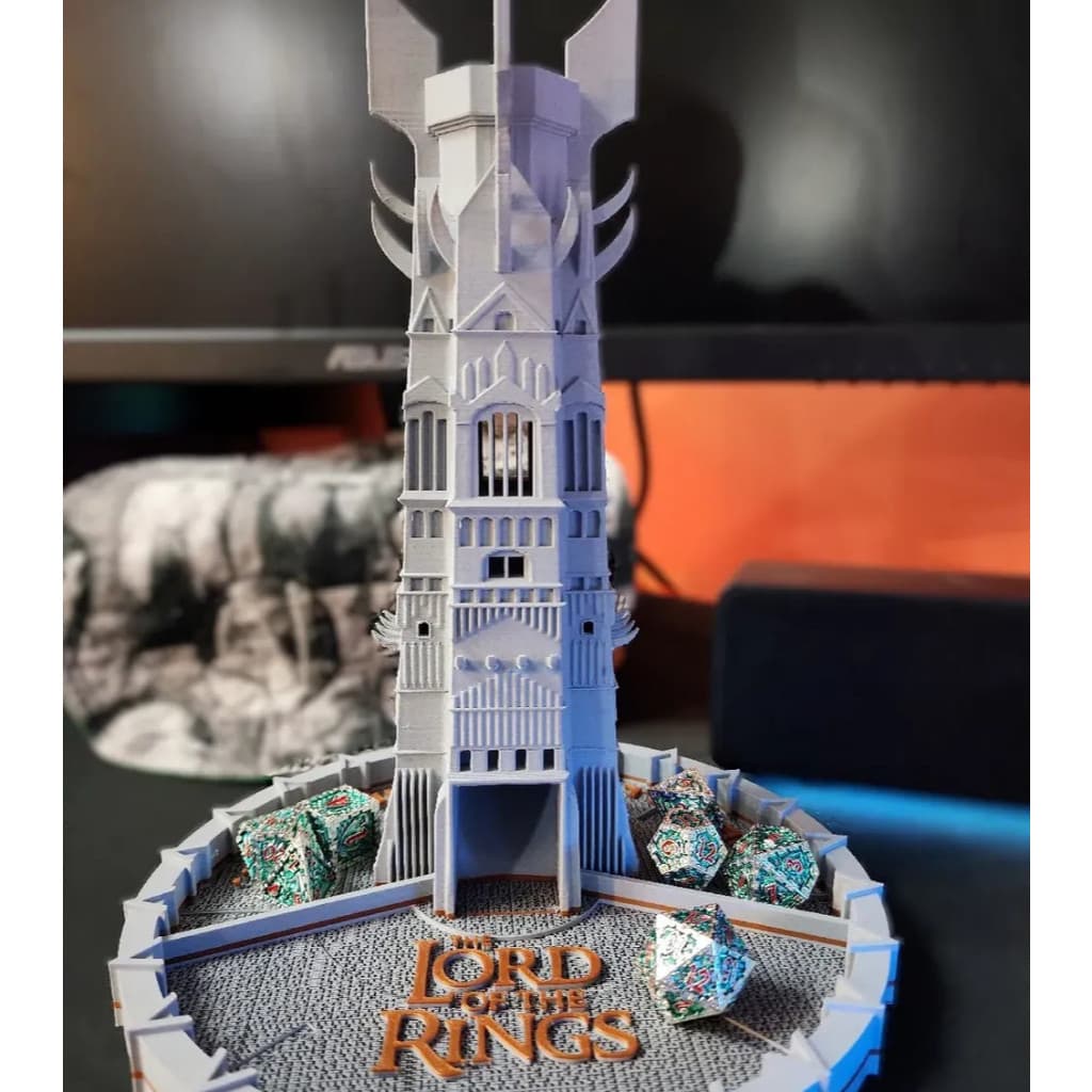🧙‍♂️🏰 Torre de Dados – Orthanc (O Senhor dos Anéis) | Resina & Desing