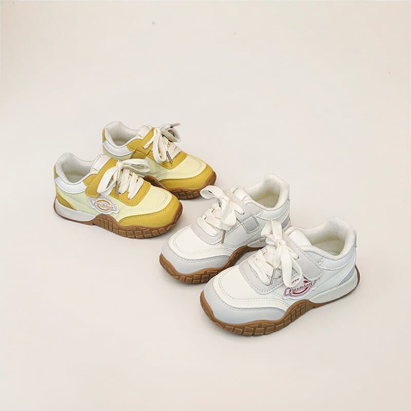 Meninas sapatos pequenos sapatos brancos 2026 novo estilo primavera crianças Anti-deslizamento sapatos esportivos de sol