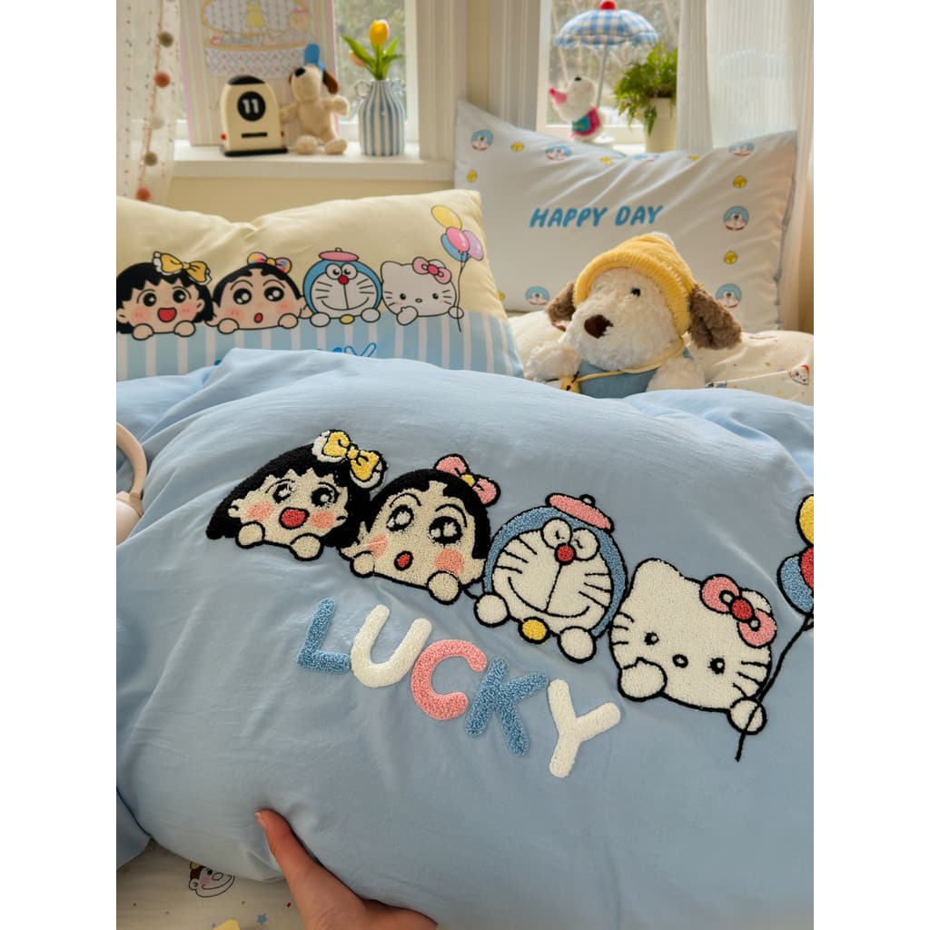 Toalha Doraemon macia e fofa bordada de algodão lavado fresco conjunto de quatro peças cama de estudante conjunto de trê