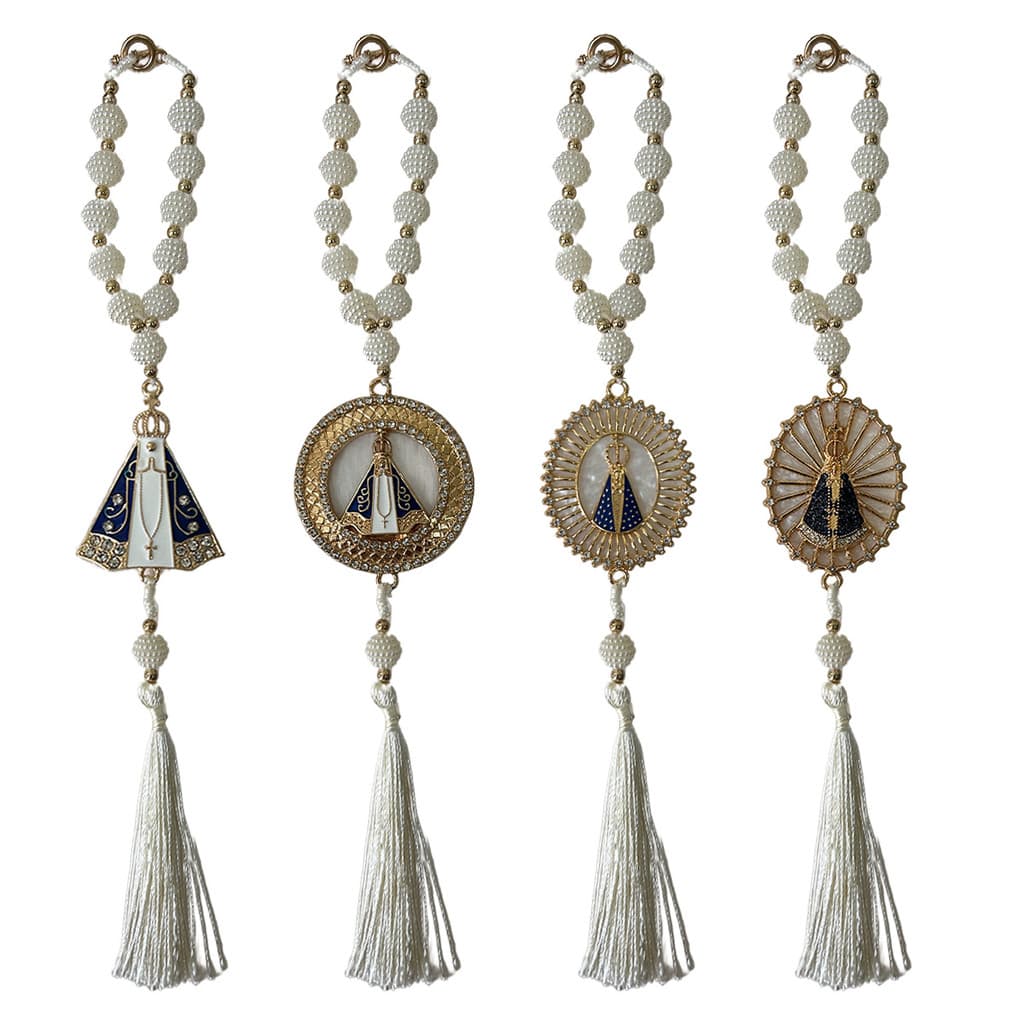 Atacado C/12 Pingente Religioso Nossa Senhora Aparecida – 25cm em Metal com Pérolas e Zircônias – Para Presente