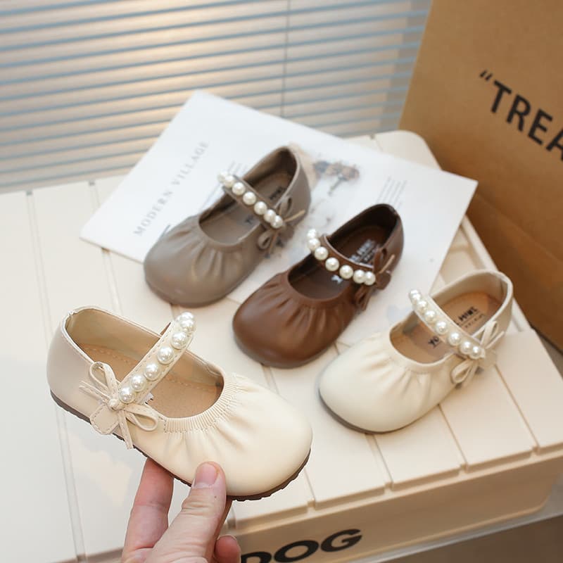 Meninas sapatos de couro 2024 primavera novo estilo sapatos infantis versão coreana All-Match sapatos de princesa sola m