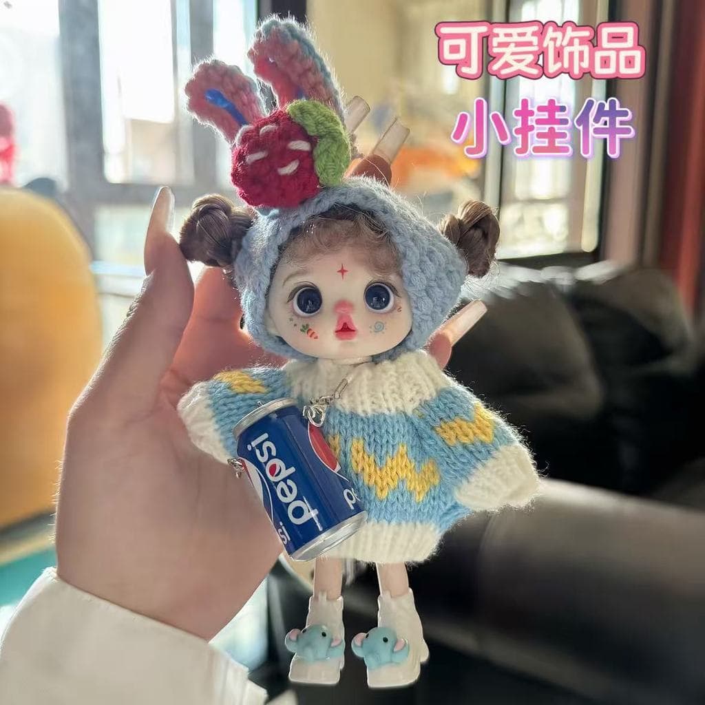 Mochila pingente brinquedo de pelúcia boneca de vinil genuíno Lolita pingente criativo