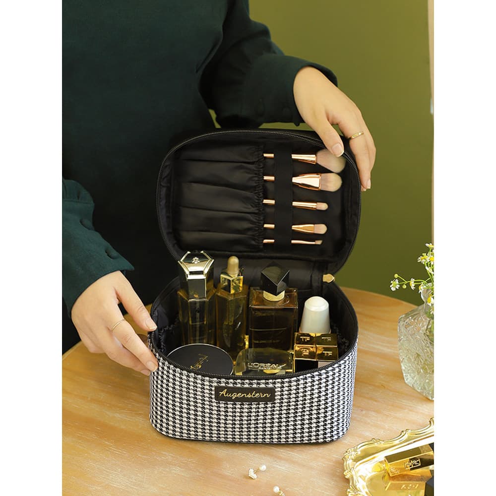 Saco cosmético 2021 novo estilo High-End ins estilo nicho portátil de grande capacidade saco de higiene pessoal portátil