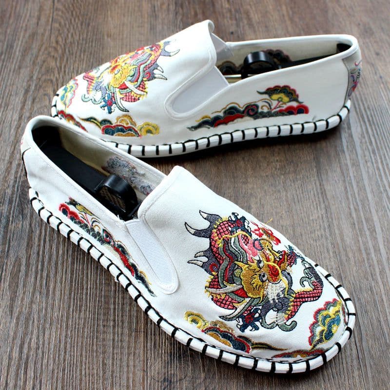 Velho pequim sapatos de pano masculino pessoas sociais bordado cor fantasma Facebook sapatos da moda 2020 novo estilo ou