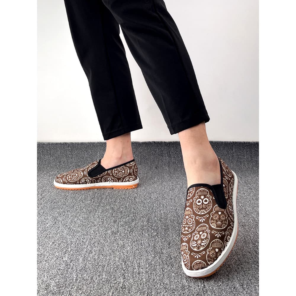 Primavera novo estilo sola de tendão de carne velho pequim sapatos de pano masculino artesanal de um Pedal resistente ao