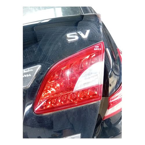 Lanterna Da Tampa Nissan Sentra 2014 A 2018 Lado Direito Dir