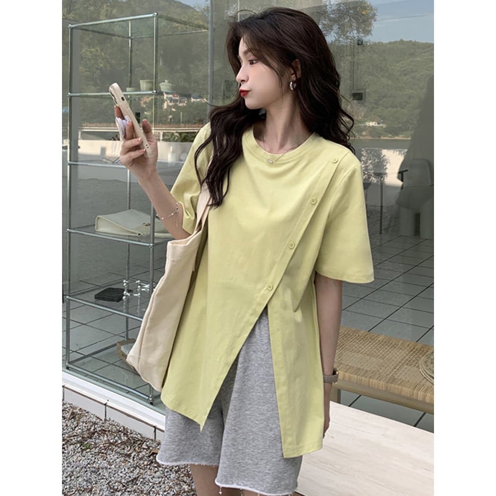 Camiseta dividida feminina verão manga curta Design sentido 2026 novo estilo Irregular estilo preguiçoso solto influenci