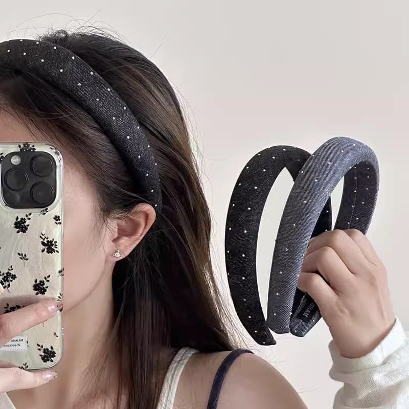 [Estoque pronto] Faixa de cabeça de caveira alta em tecido jeans com diamante completo feminino 2024 Novo estilo de aba