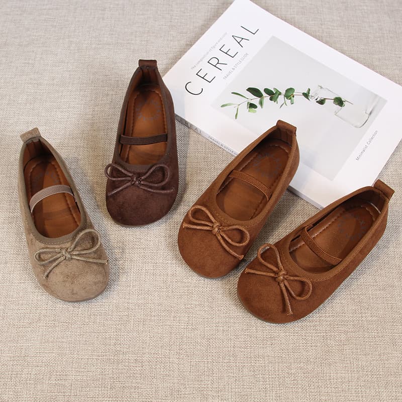 Meninas sapatos de couro 2025 primavera outono novo estilo crianças meninas princesa sapatos de sola macia ervilhas sapa