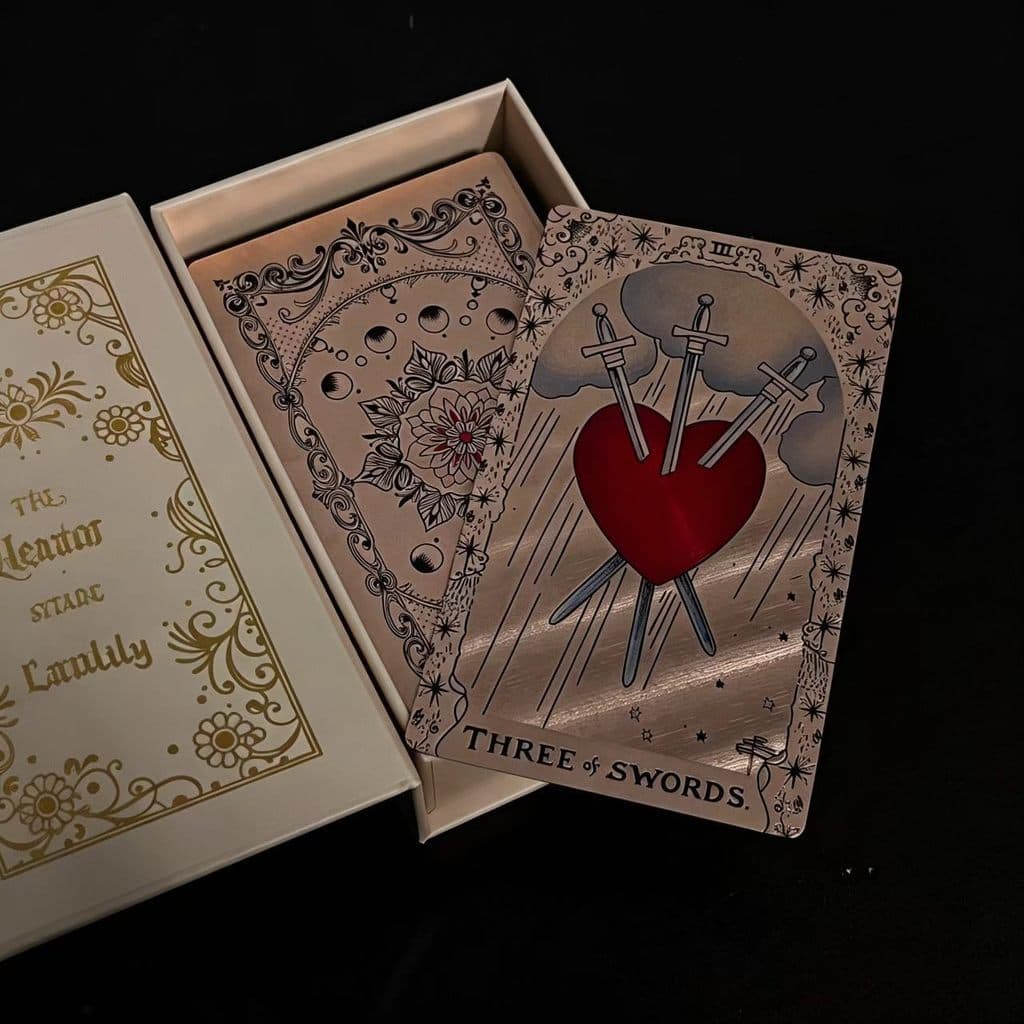 [Estoque pronto, envio rápido] Coleção de ano em folha de ouro Waite Tarot Zhang Nova recomendação introdutória