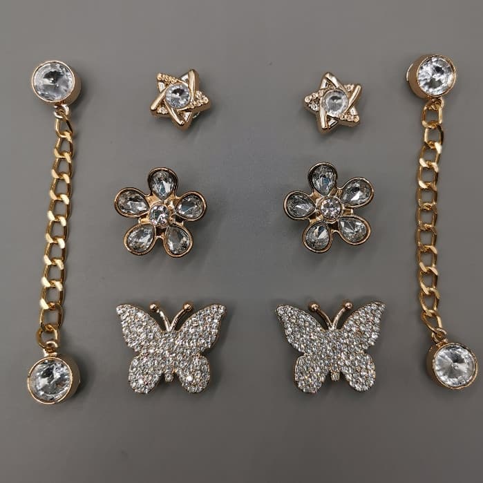 Pins \ Bottons para Babuche Dourada diversas decorações - Kit Com 8 para sandália BORBOLETABRILHANTE