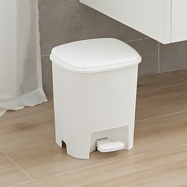 Kit 3 Lixeira Colorida Quarto Criança 6 Litros Rattan Tampa Pedal Banheiro Escritório Cor Branco