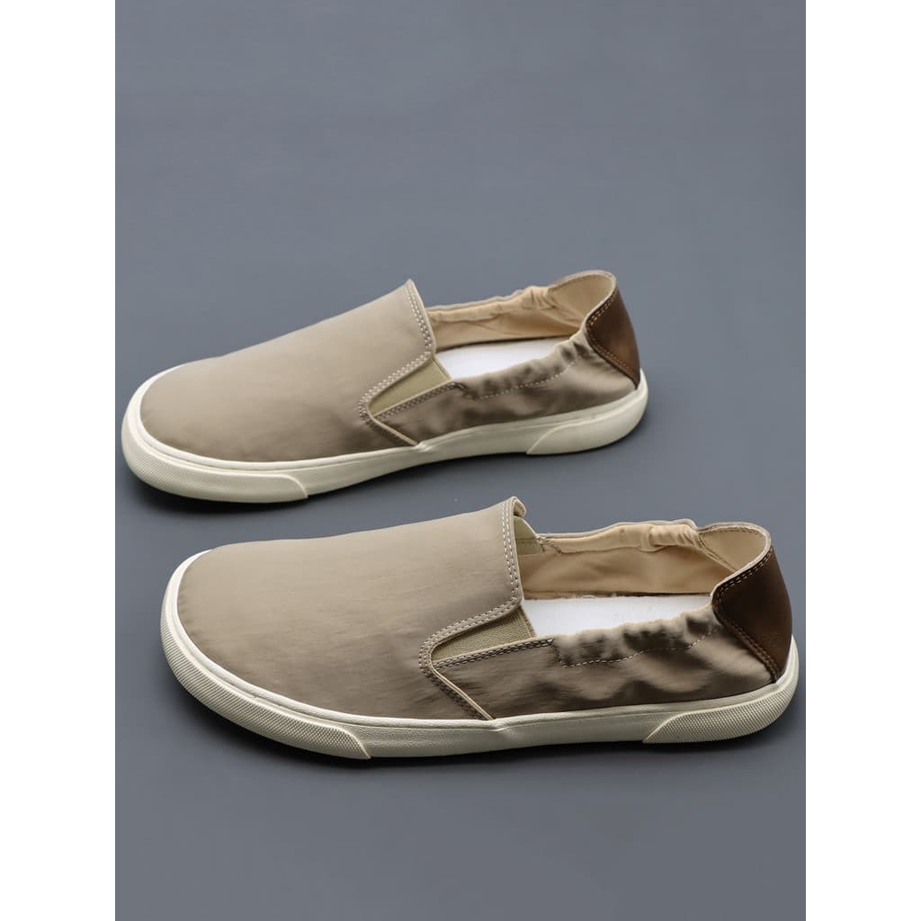 Sapatos de pano masculino primavera outono novo estilo baixo-Top respirável All-Match tênis casuais masculinos mocassins