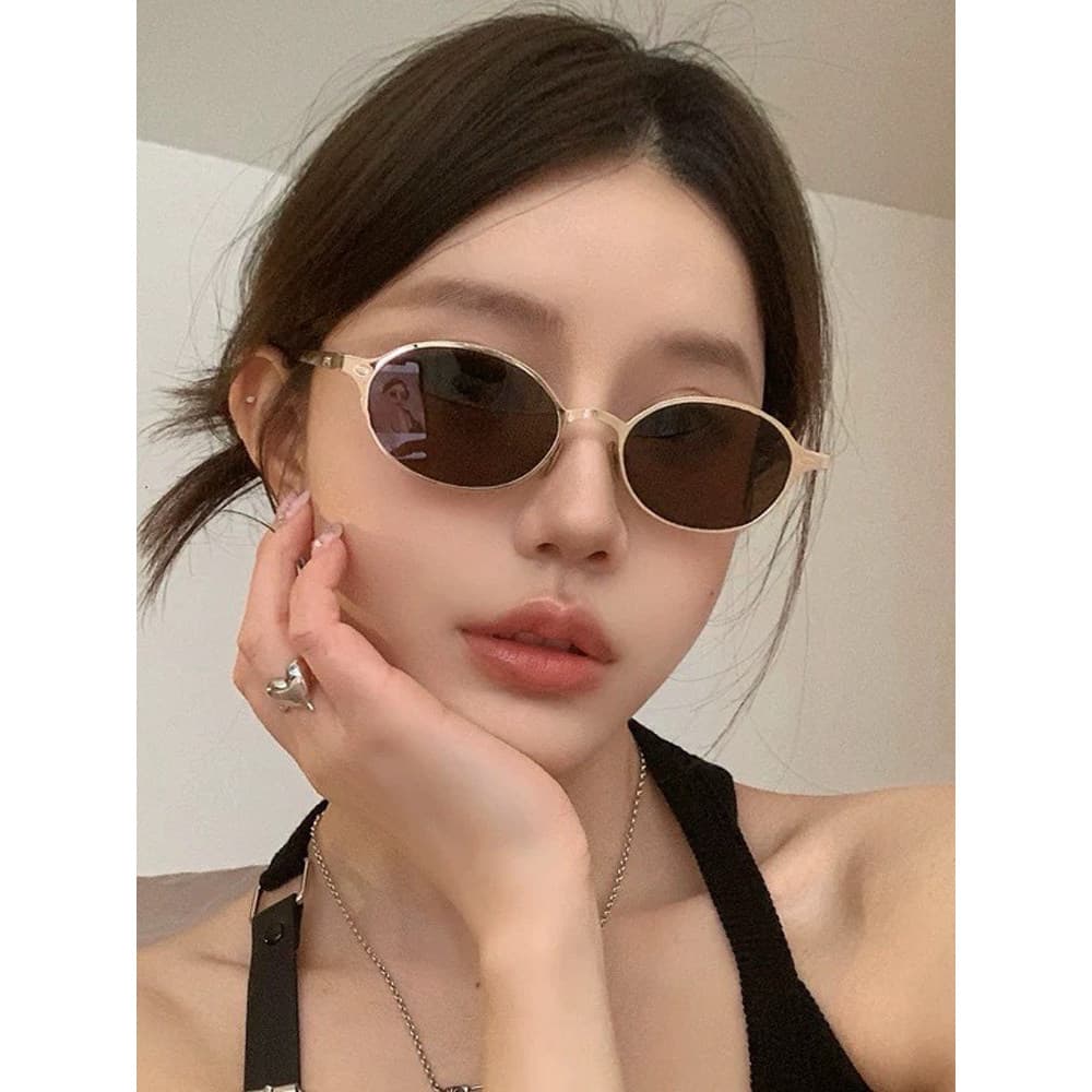 2026 novo estilo pequeno quadro óculos de sol feminino Retro livro perto óculos de sol masculino High-End moda estilo di