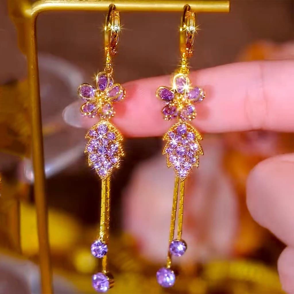 Brincos Longos Super Brilhantes com Diamantes, Flores Roxas e Franjas M7IM STPD