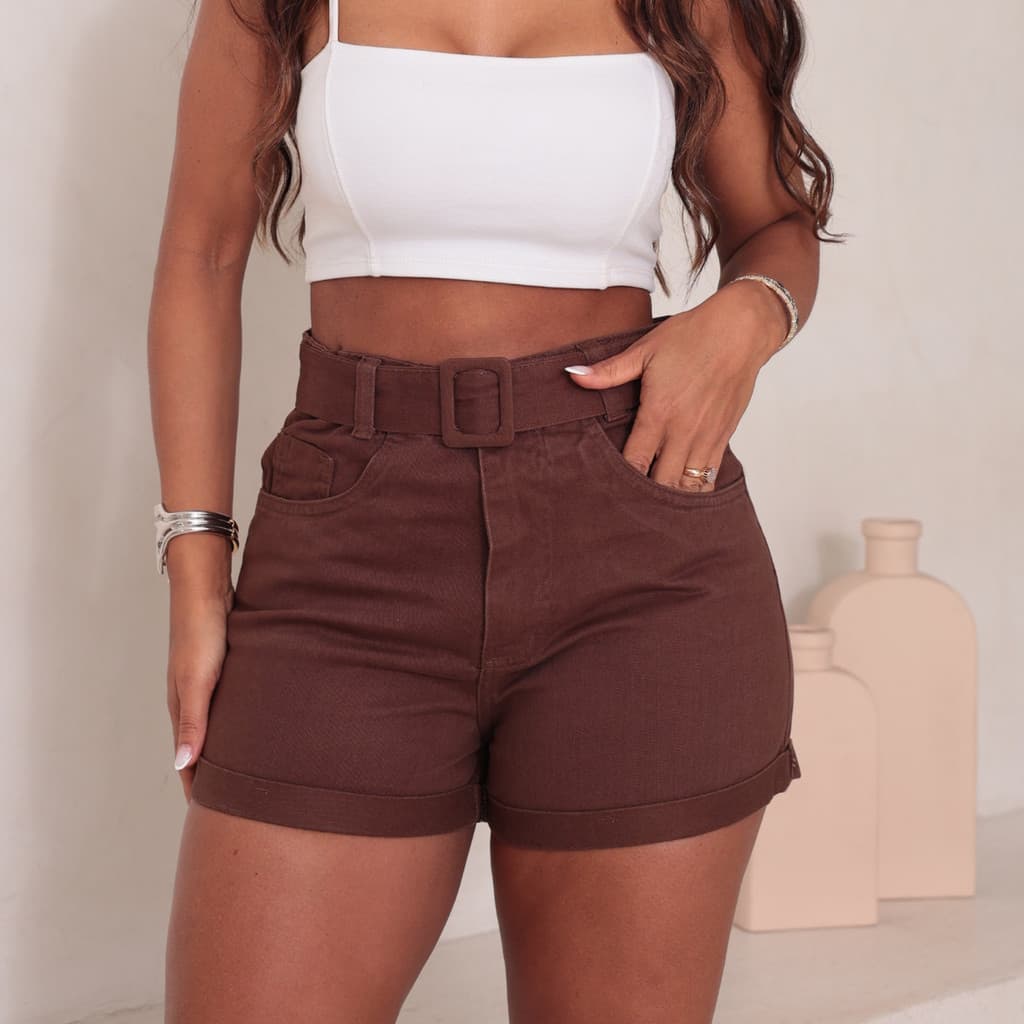 Short Jeans Tradicional Feminino com Cinto Fivela Forrada