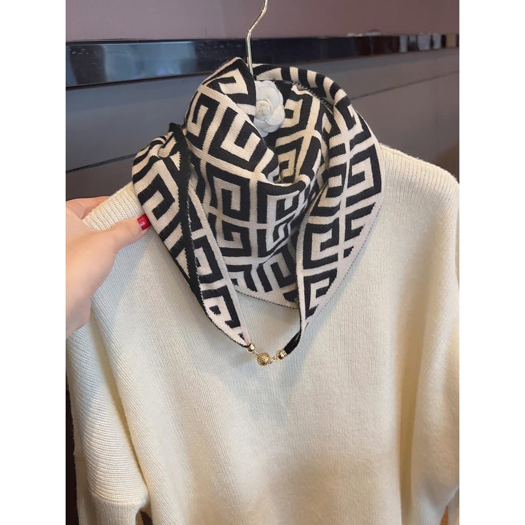 Inverno novo estilo de malha fivela magnética triângulo cachecol feminino cor combinando elegante pescoço proteção peque