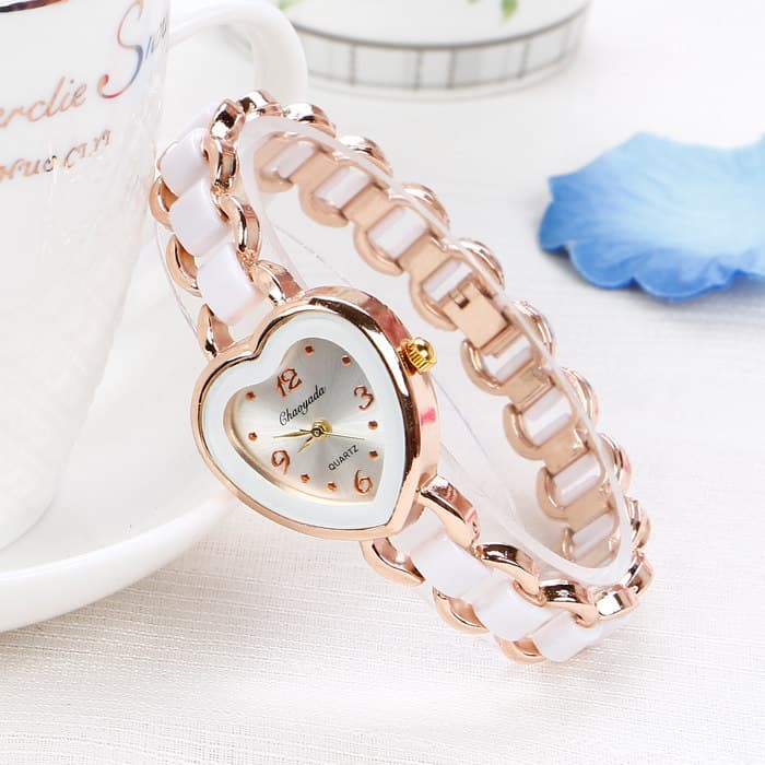 Relógio feminino moda Relógio Importado Barato Feminino Relógio Feminino Dourado/Rosé Branco em forma de coração relógio