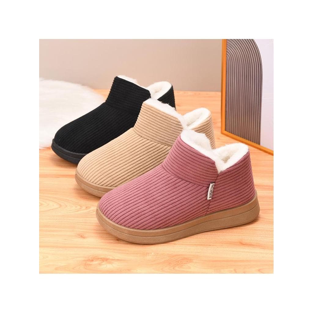 Novo estilo velho pequim sapatos de pano inverno forro de lã sapatos de algodão feminino manter quente de meia-idade ido