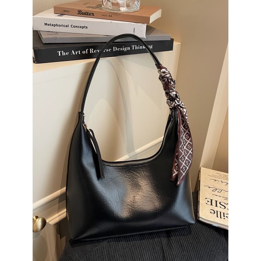 High-End sentimento grande capacidade axilas saco feminino 2026 novo estilo moda bolsa de ombro Retro Commuter portátil