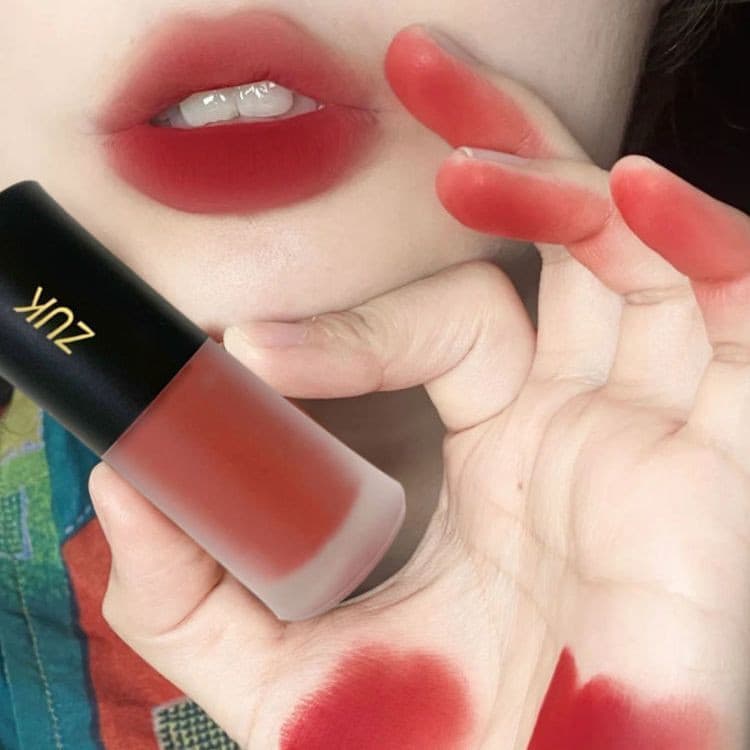 Batom tubo fino de rosa pequena, esmalte labial branco, não é fácil de colar, copo de veludo, não é fácil de desbotar, F
