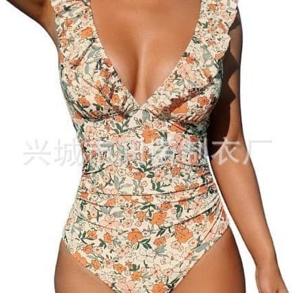 Maiô feminino de uma peça com babados e decote em V, popular na Europa e América, para comércio exterior.