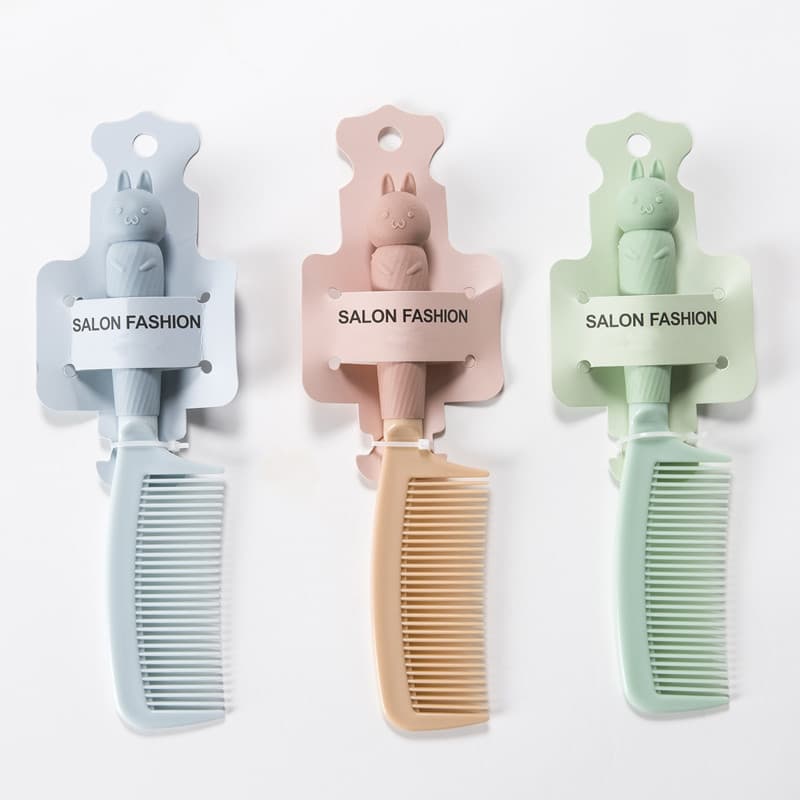 Escova de cabelo de silicone em formato de coelho com cerdas macias para cuidado e alisamento está em alta demanda.