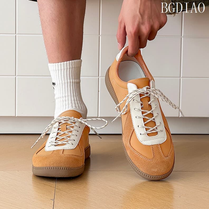2025 verão novo estilo sapatos de treinamento alemão confortável na moda estilo britânico dedo do pé redondo nicho Retro