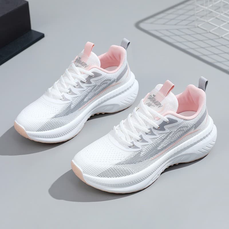 Moda leve tênis de sola macia feminino 2025 verão novo estilo leve treinamento militar tênis de corrida feminino voando