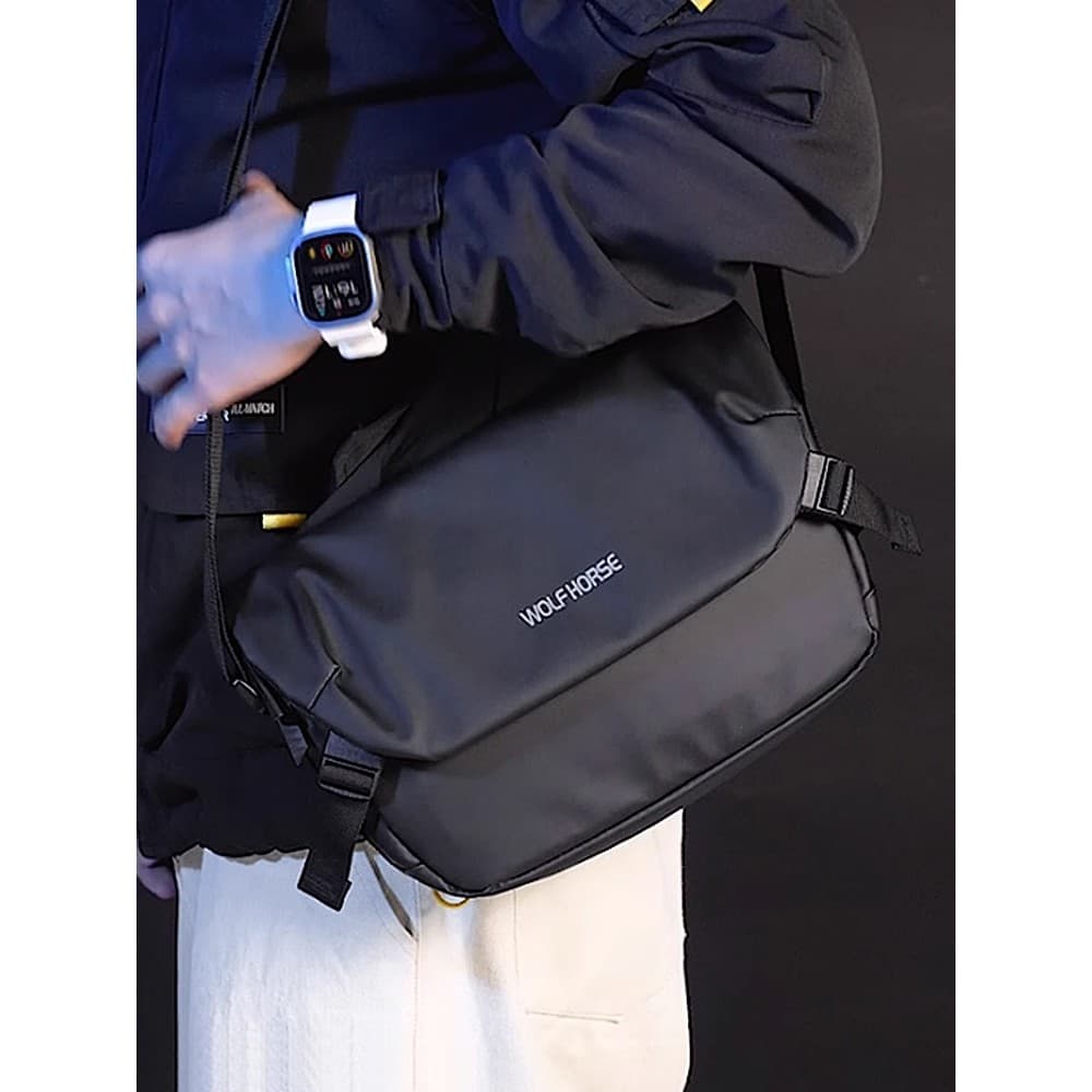 Bolsa mensageiro masculina multifuncional na moda bolsa de peito fivela magnética mochila esportiva mensageiro Commuter