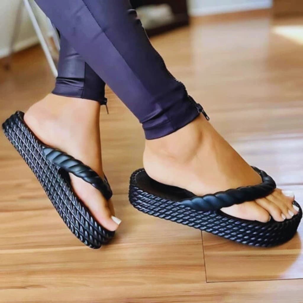 Chinelo Feminino Nuvem Confortável | Chinelo Trançado Macio | Casual e Tendência da Moda
