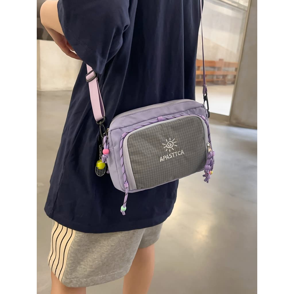 Ultra-leve pequena mochila ultra-leve pequena bolsa mensageiro feminina 2026 novo estilo estilo funcional Casual náilon
